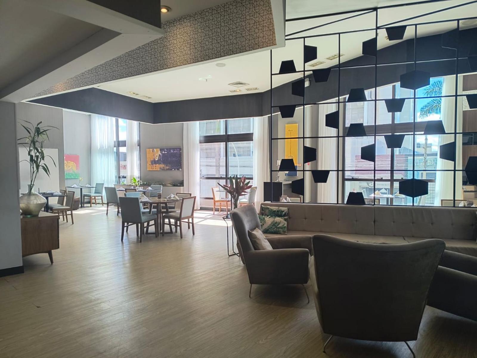 Hotel Grand Mercure Flat Particular Com Varanda, Garagem E Wi-Fi Бразиліа Екстер'єр фото
